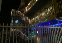 Osvětlení domku vedle